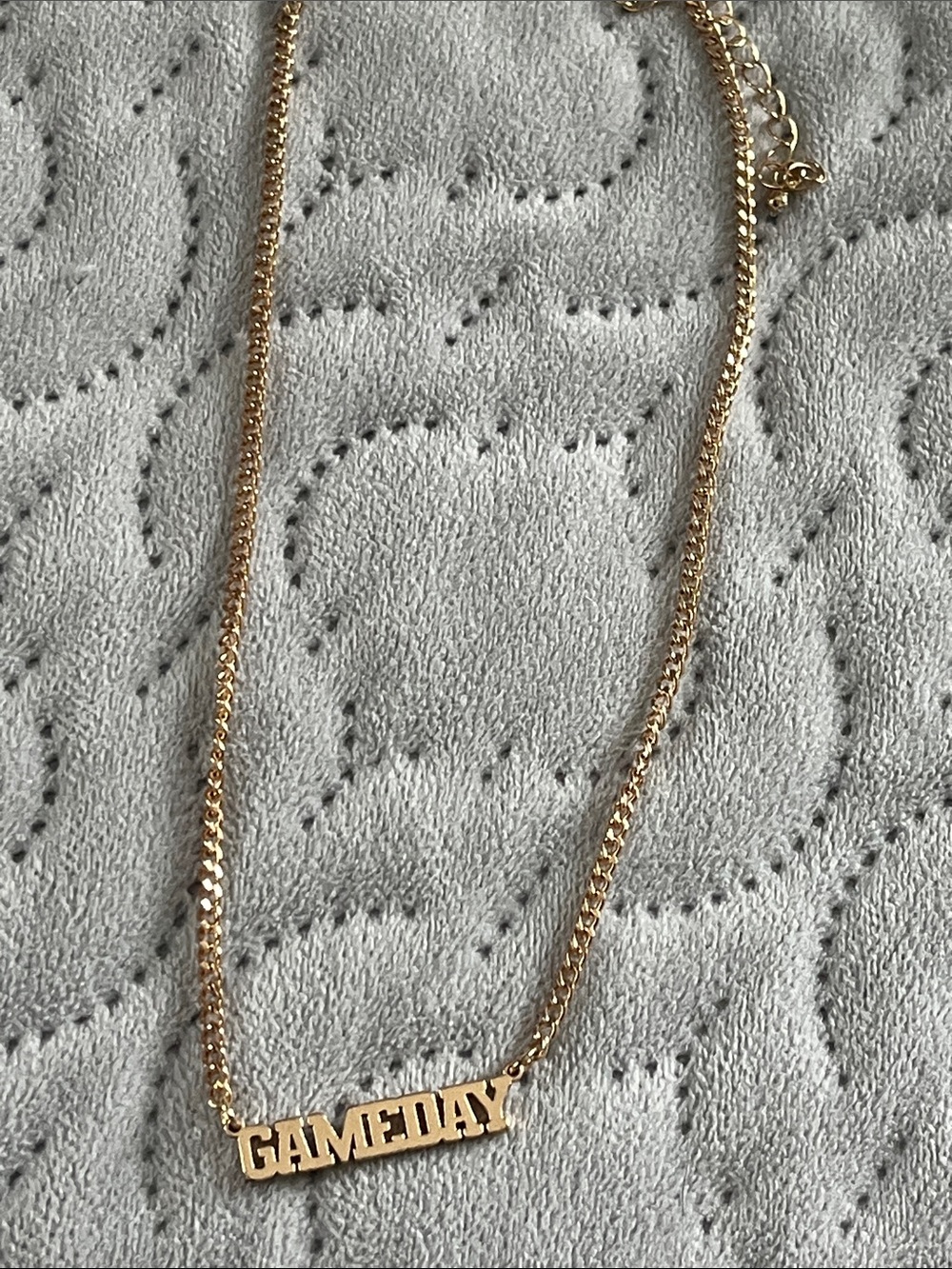 Like NEW “GAMEDAY” necklace
